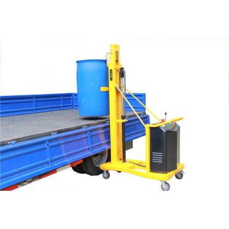 新聞 廠家直銷 油桶吊鉗吊具夾四爪鏈條式模鍛起重多功能鉗叉車招商